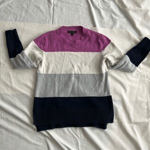 Banana Republic sweater size small